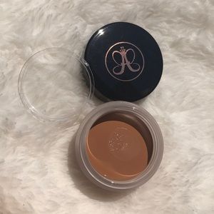 Anastasia Beverly Hills Concealer